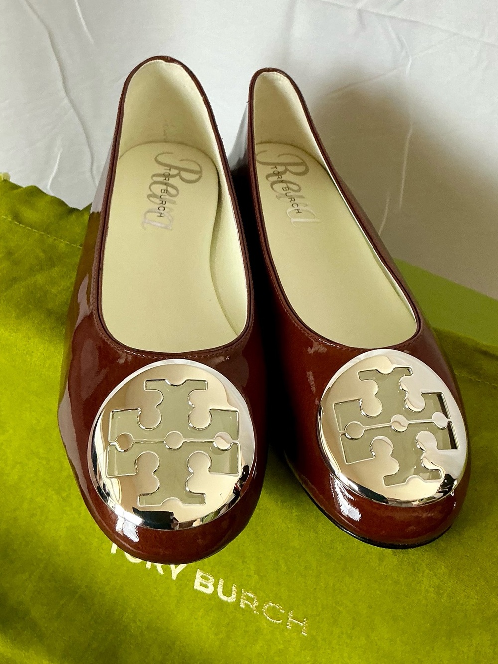Tory Burch Reva Ballet Flats Russet Brown Patent Leather Size 7 NIB - Picture 7 of 12